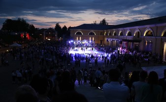 IEšūpošanās Rotko centrā Muzeju nakts 2018 ietvaros